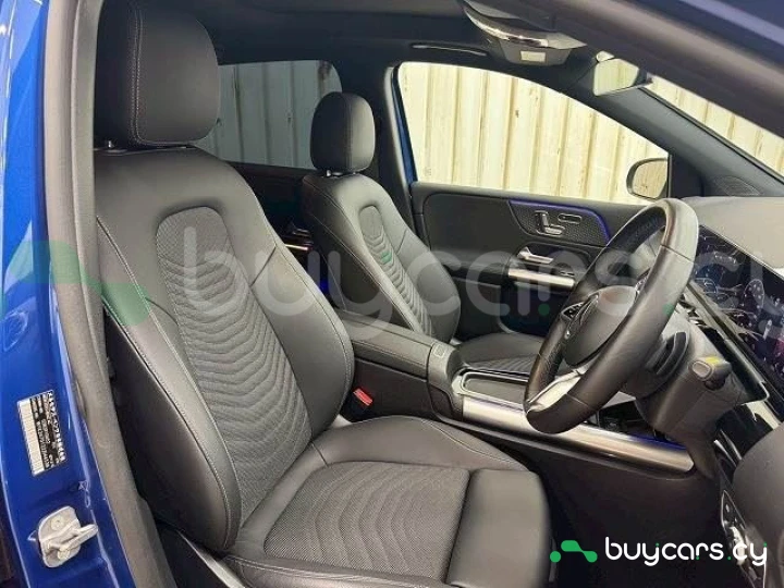 Mercedes B-class Blue