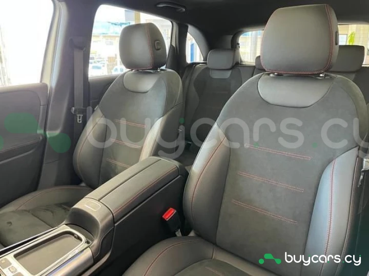 Mercedes B-class White