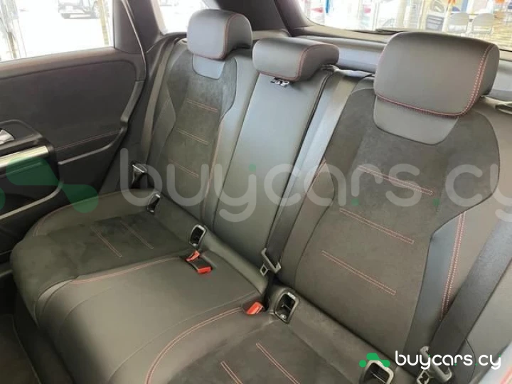 Mercedes B-class White