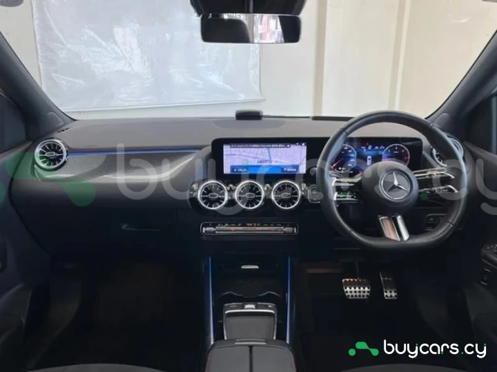 Mercedes B-class White