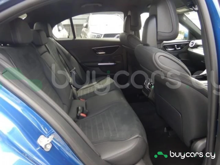 Mercedes C-class Синий
