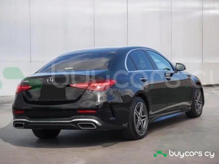 Mercedes C-class Черный