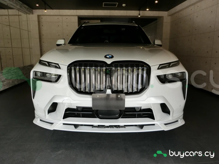 BMW ALPINA XB7 Белый