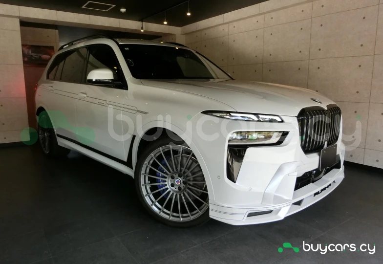 BMW ALPINA XB7 Белый