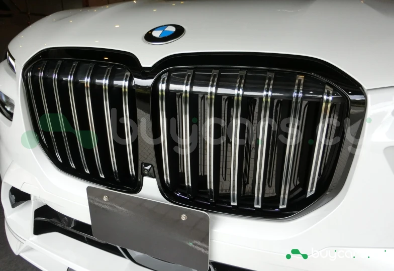 BMW ALPINA XB7 Белый