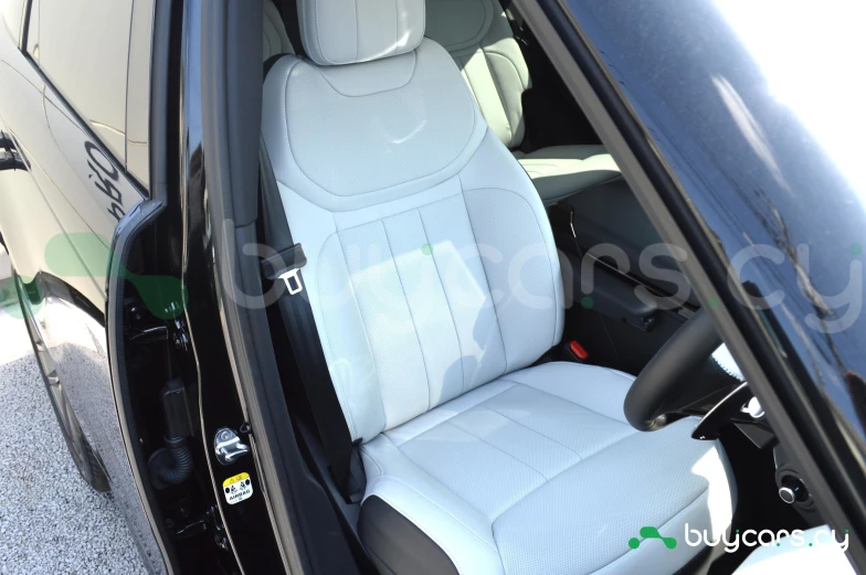 Land Rover Range Rover Sport Black