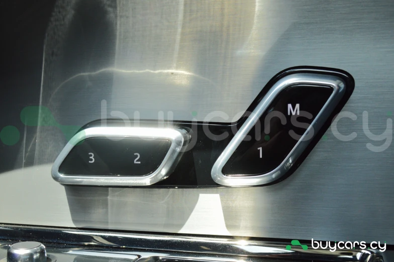 Land Rover Range Rover Sport Black