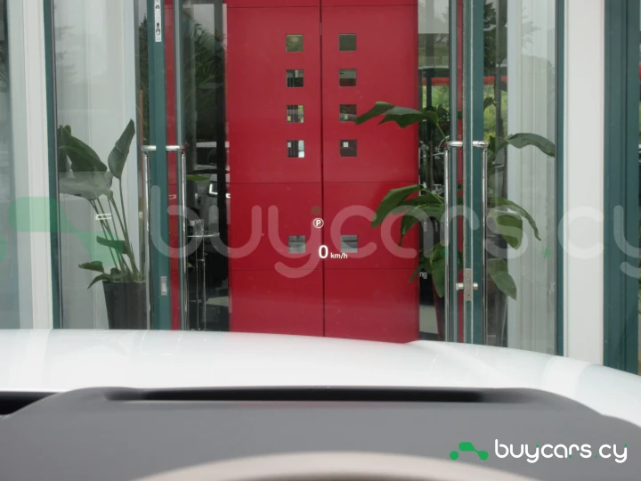 Land Rover Range Rover Белый