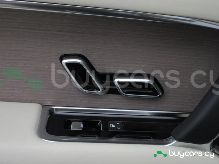 Land Rover Range Rover Белый