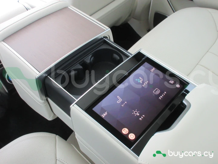 Land Rover Range Rover Белый