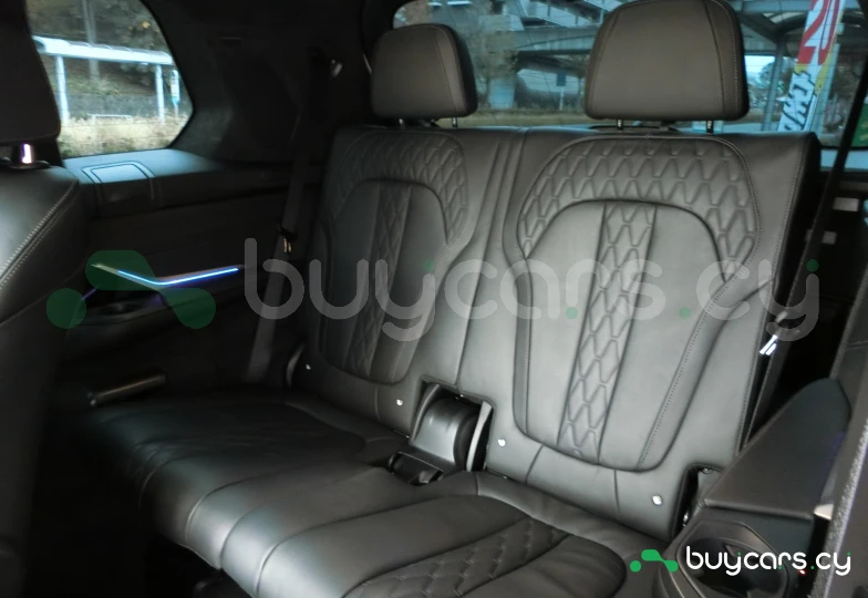 BMW ALPINA XB7 Белый