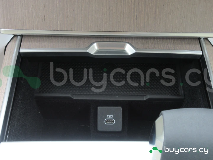 Land Rover Range Rover Белый