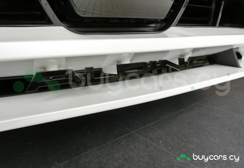 BMW ALPINA XB7 Белый