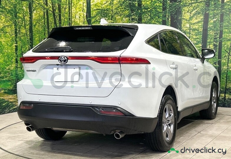 Toyota Harrier Белый