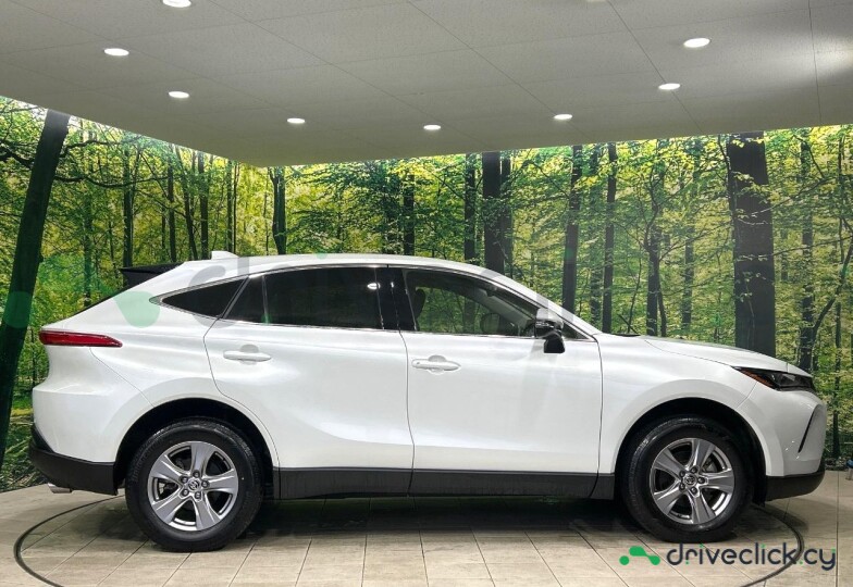 Toyota Harrier Белый