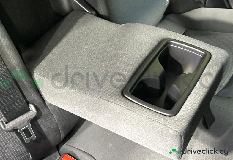 Toyota Harrier Белый