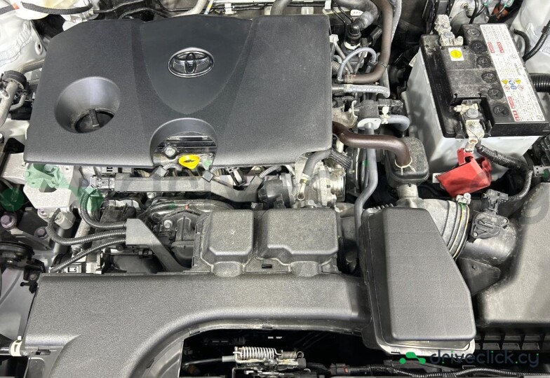 Toyota Harrier Белый