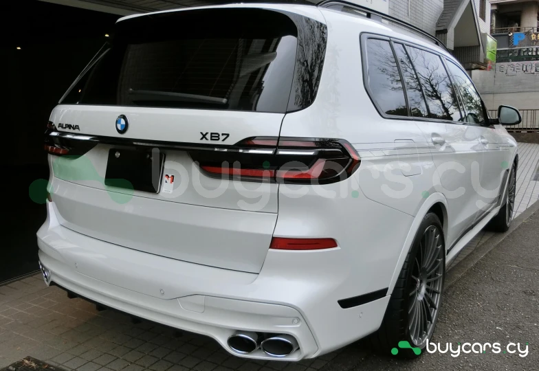BMW ALPINA XB7 Белый