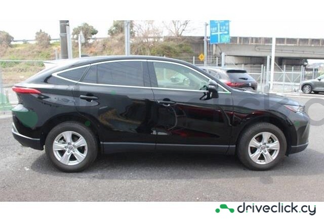 Toyota Harrier Черный