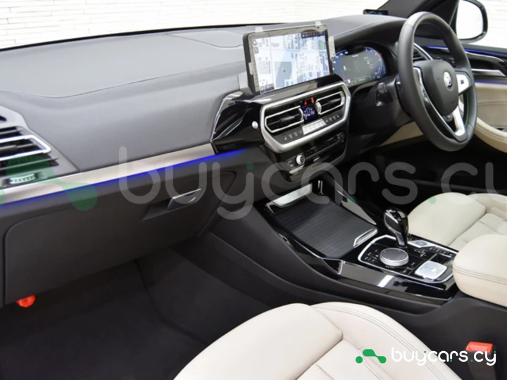 BMW ALPINA XD3 Красный