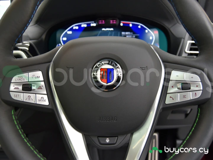 BMW ALPINA XD3 Красный