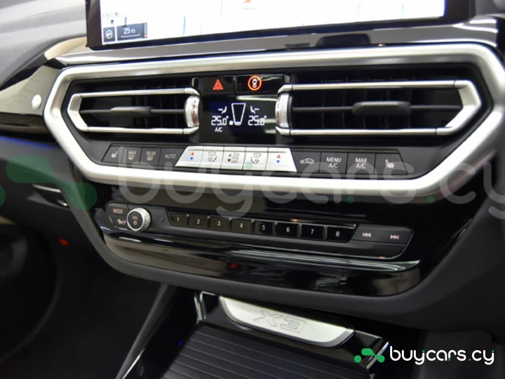 BMW ALPINA XD3 Красный