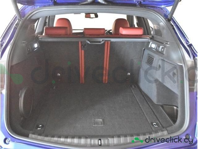 Alfa Romeo Stelvio Синий