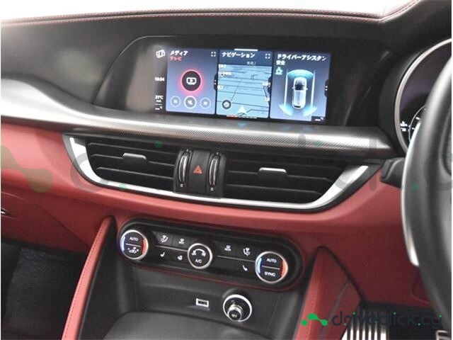 Alfa Romeo Stelvio Синий