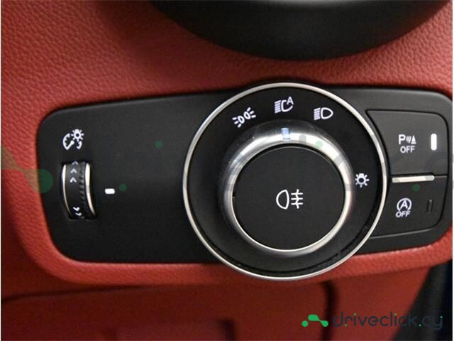 Alfa Romeo Stelvio Синий
