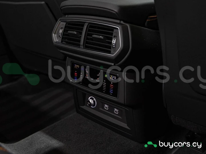 Lamborghini Urus Желтый