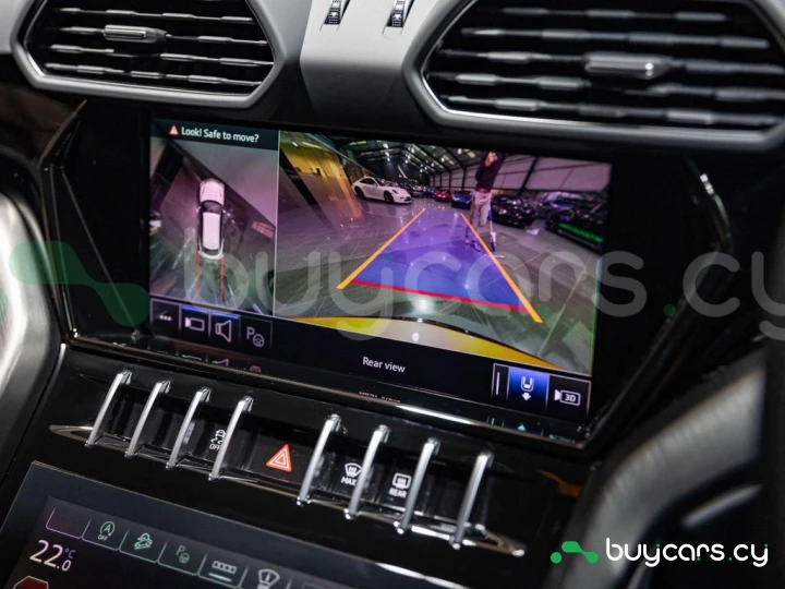 Lamborghini Urus Желтый