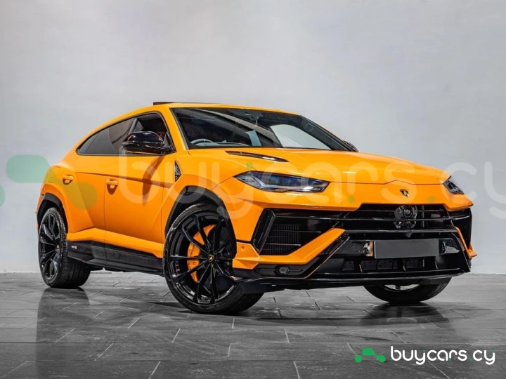 Lamborghini Urus Желтый