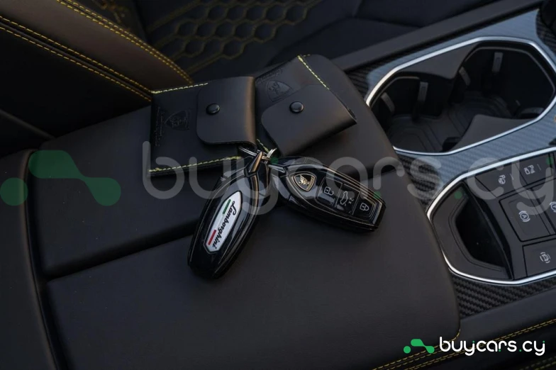 Lamborghini Urus Black