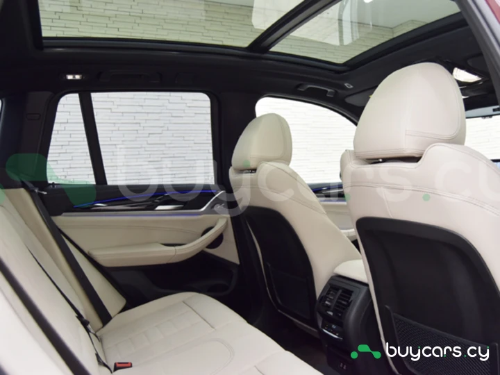 BMW ALPINA XD3 Красный