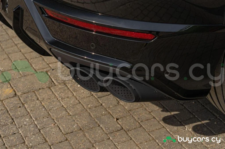 Lamborghini Urus Black