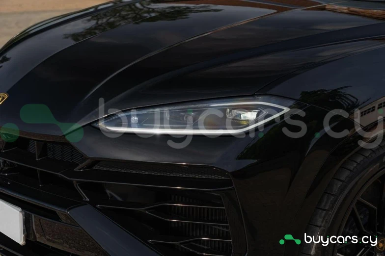 Lamborghini Urus Black
