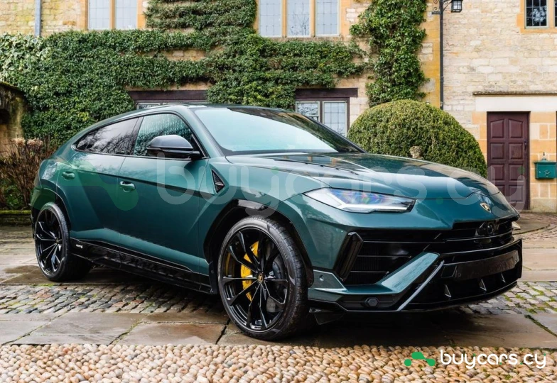 Lamborghini Urus Зеленый