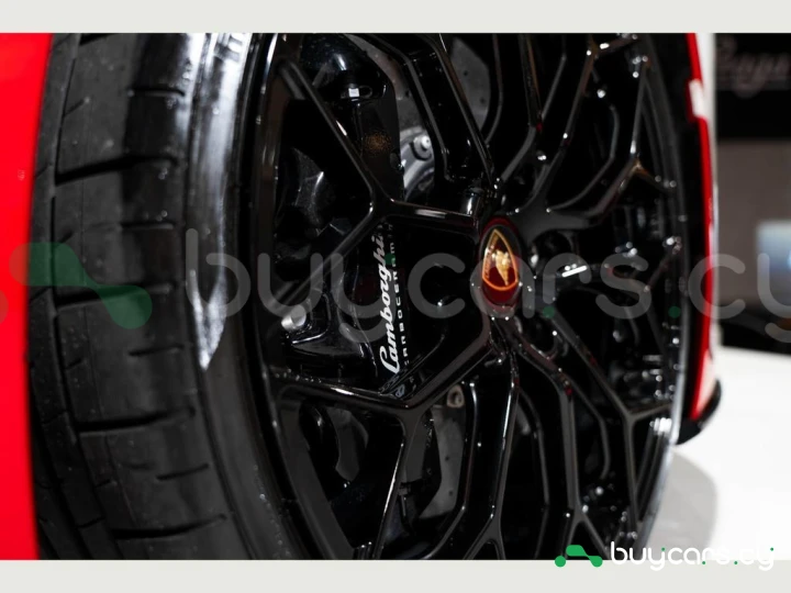 Lamborghini Huracan Red