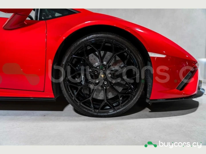 Lamborghini Huracan Red