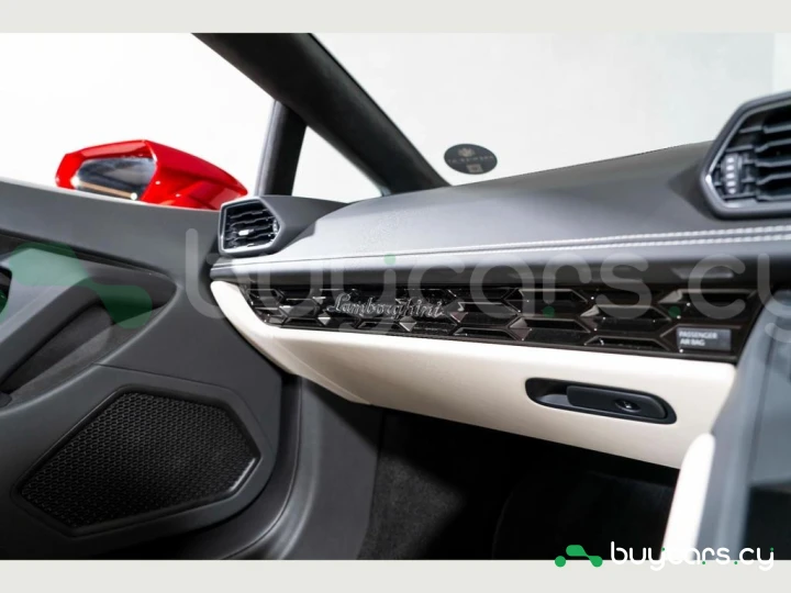 Lamborghini Huracan Red