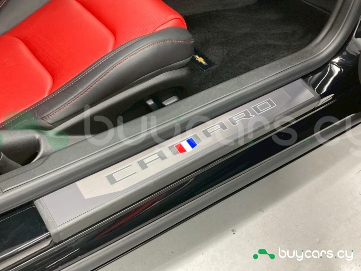 Chevrolet Camaro Black