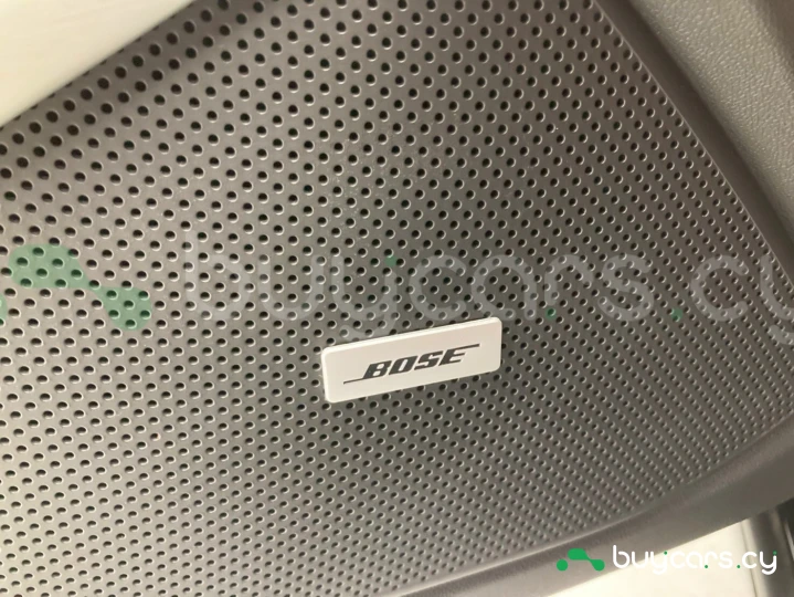 Chevrolet Camaro Black