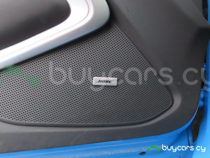 Chevrolet Camaro Blue