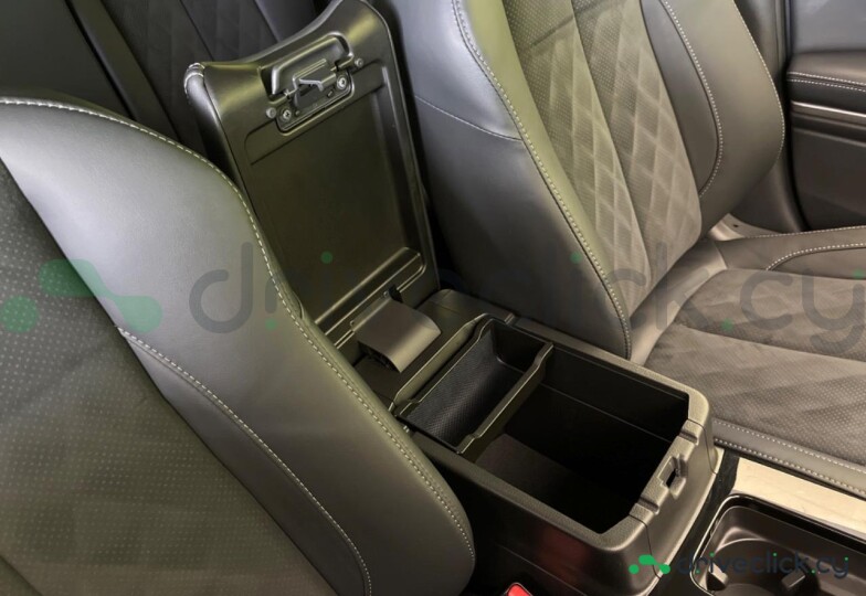 Mitsubishi Eclipse Cross Brown