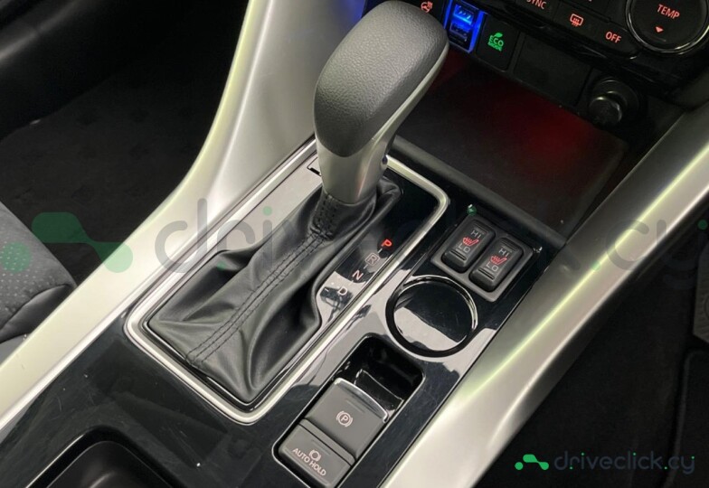 Mitsubishi Eclipse Cross Brown