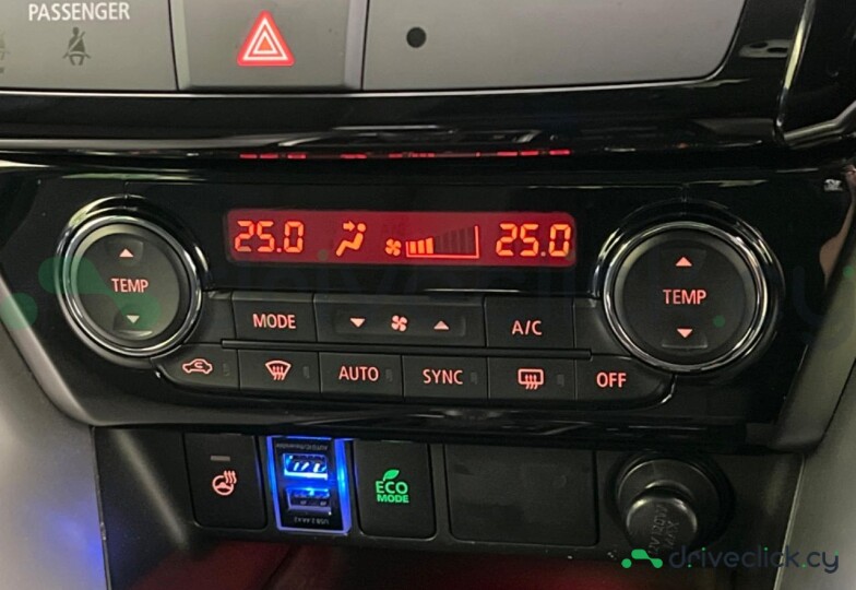 Mitsubishi Eclipse Cross Brown