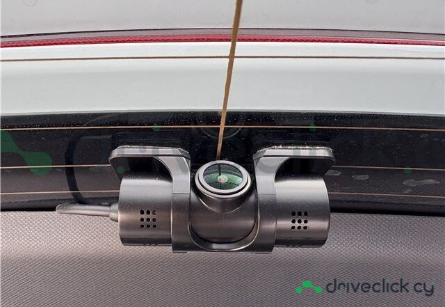 Mercedes EQA Белый
