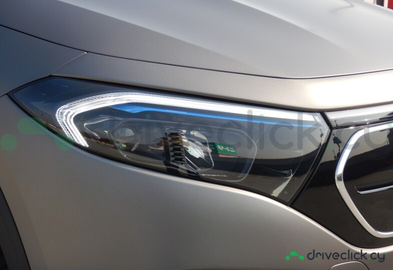 Mercedes EQA Серый