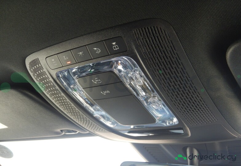 Mercedes EQA Серый