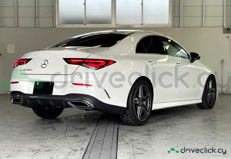 Mercedes CLA-class Белый